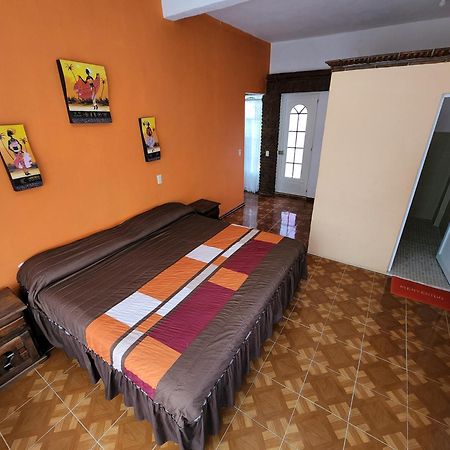 Quinta Las Bugambilias Hotel เตโกซาอุตลา ภายนอก รูปภาพ