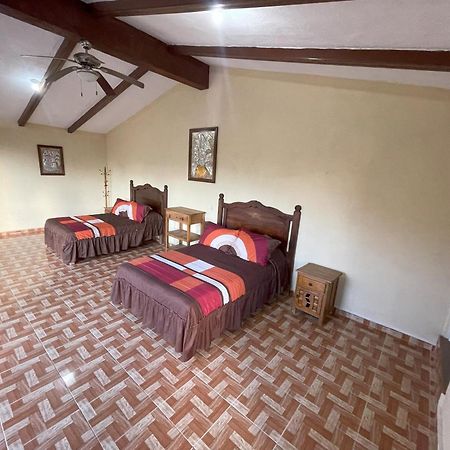 Quinta Las Bugambilias Hotel เตโกซาอุตลา ภายนอก รูปภาพ
