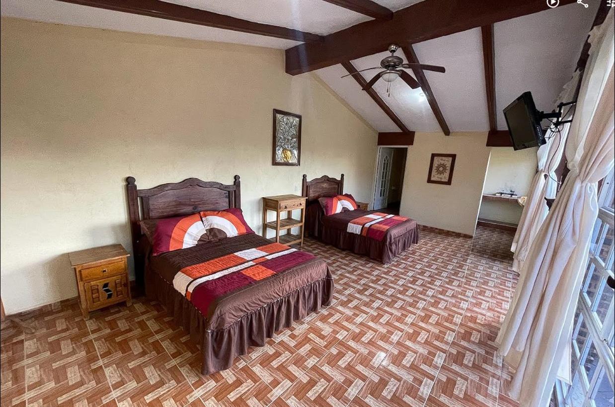 Quinta Las Bugambilias Hotel เตโกซาอุตลา ภายนอก รูปภาพ